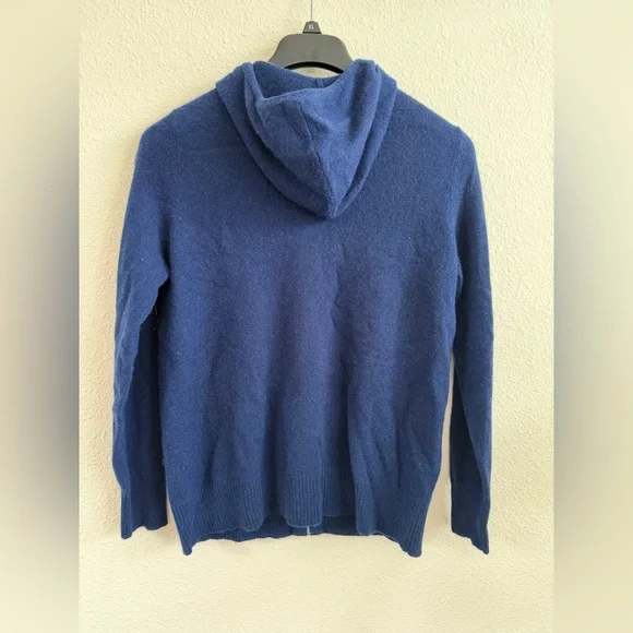 C by Bloomingdale's Cashmere Navy Zip-Up Sweater - XL - Picture 3 of 4